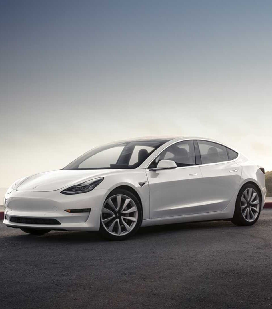 Louer Tesla Model 3 Barcelone