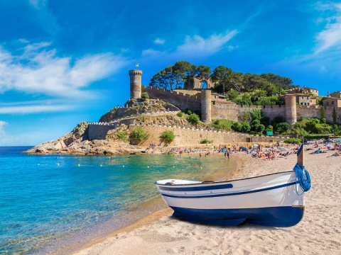 Tossa de Mar, one of the most beautiful and emblematic beaches of the Costa Brava