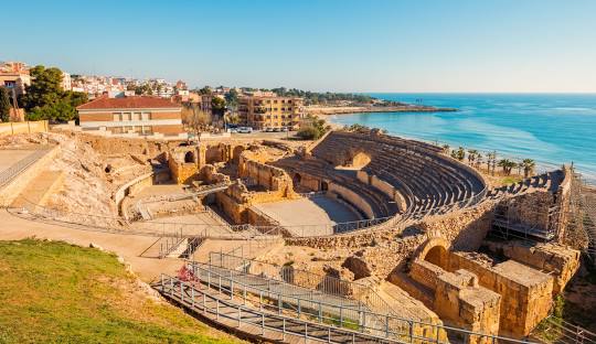 Tarragona, an amphitheater by the sea