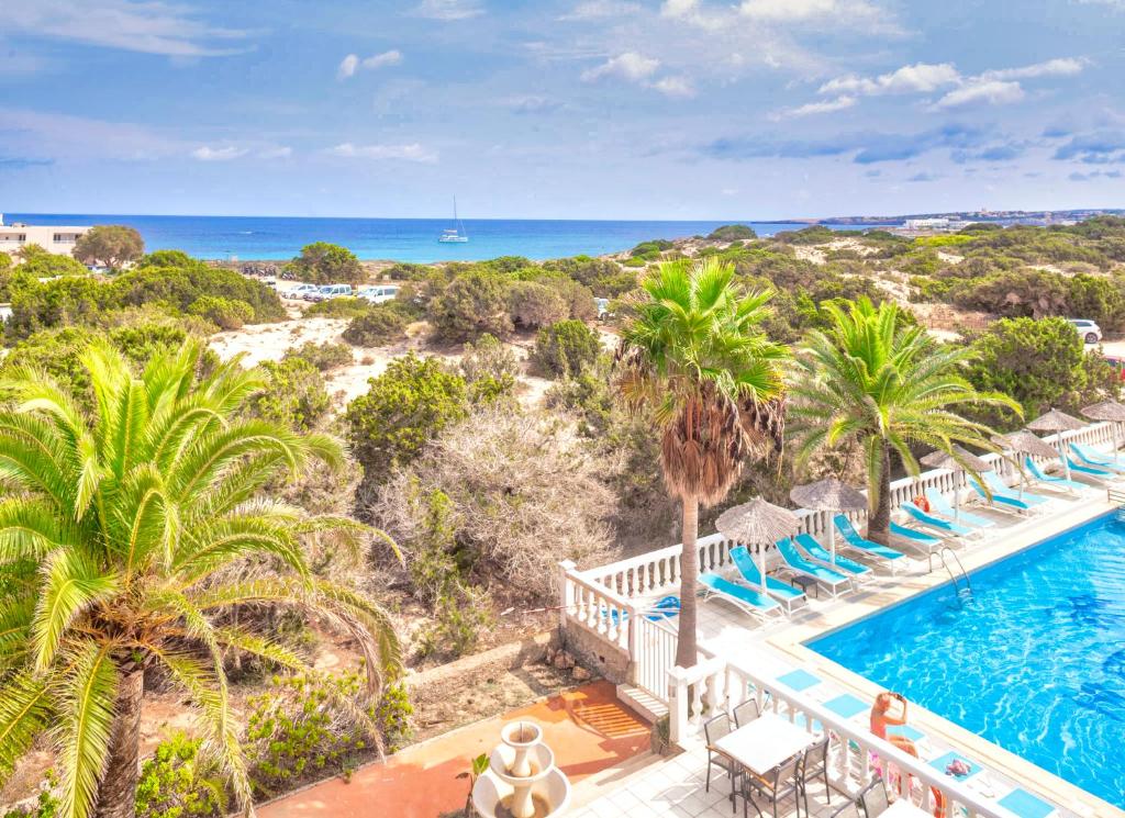 Hoteles en Sant Francesc De Formentera con cargadores para coches eléctricos
