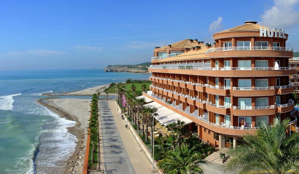Hoteles en Sitges con cargadores para coches eléctricos