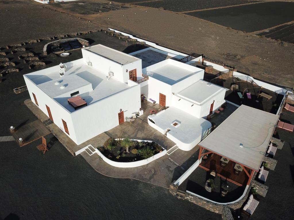 Hoteles en El Volcan con cargadores para coches eléctricos