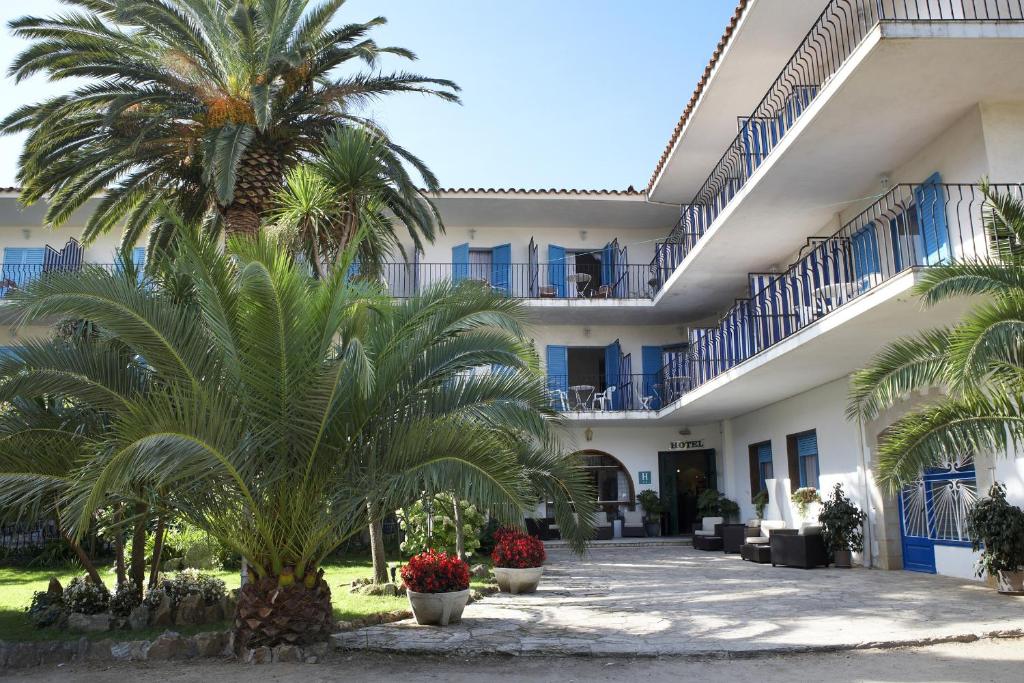 Hôtels à Platja D'aro avec chargeurs pour voitures électriques