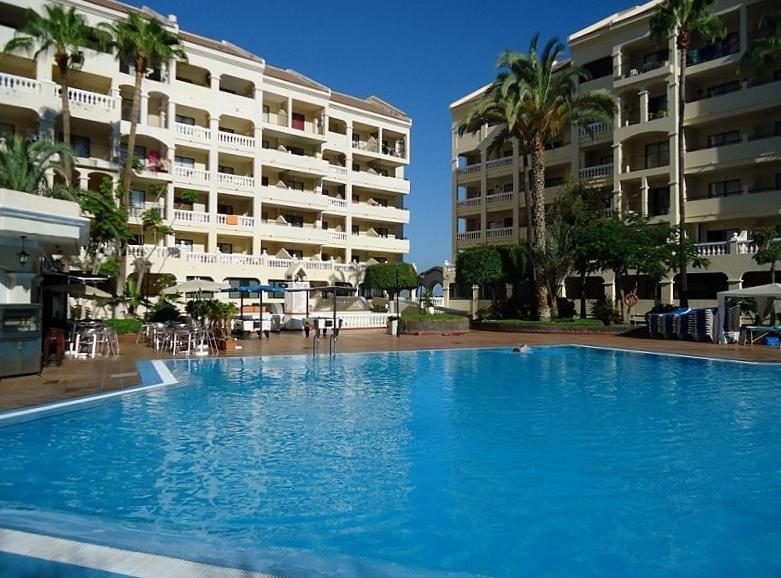 Hoteles en Playa De Los Cristianos con cargadores para coches eléctricos