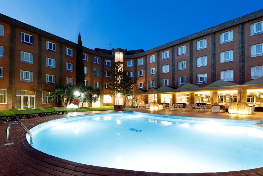 Hoteles en Tortosa con cargadores para coches eléctricos