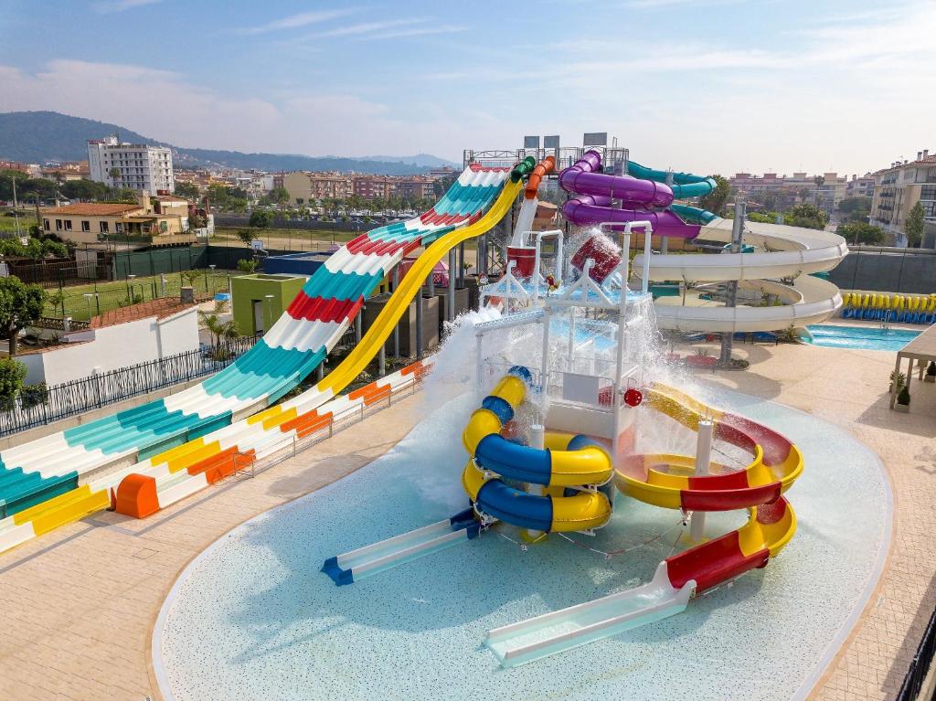 Hoteles en Pineda De Mar con cargadores para coches eléctricos