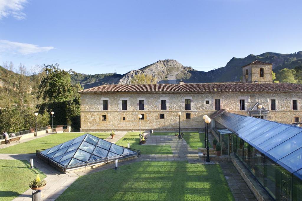 Hôtels à Cangas De Onis avec chargeurs pour voitures électriques