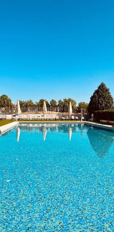 Hoteles en El Cortijo De San Isidro con cargadores para coches eléctricos