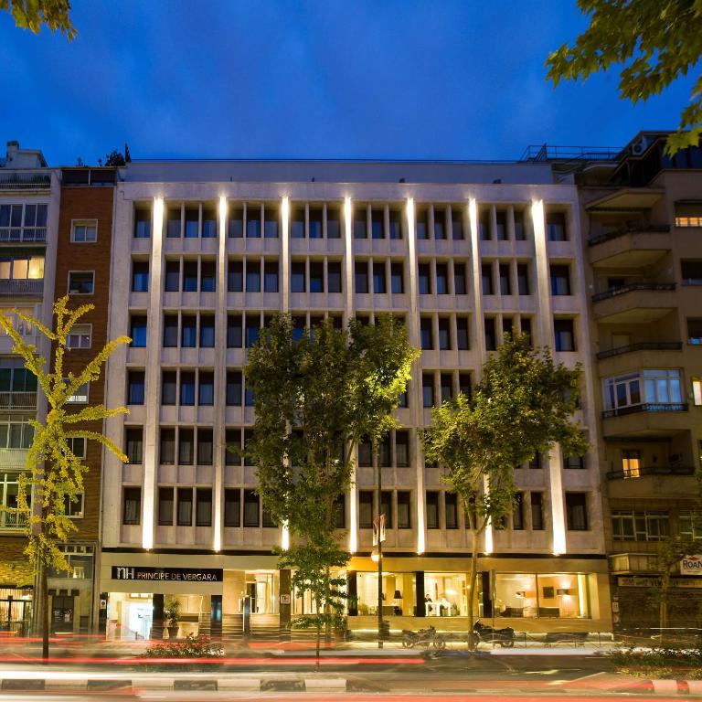 Hotels in Madrid with chargers for electric cars