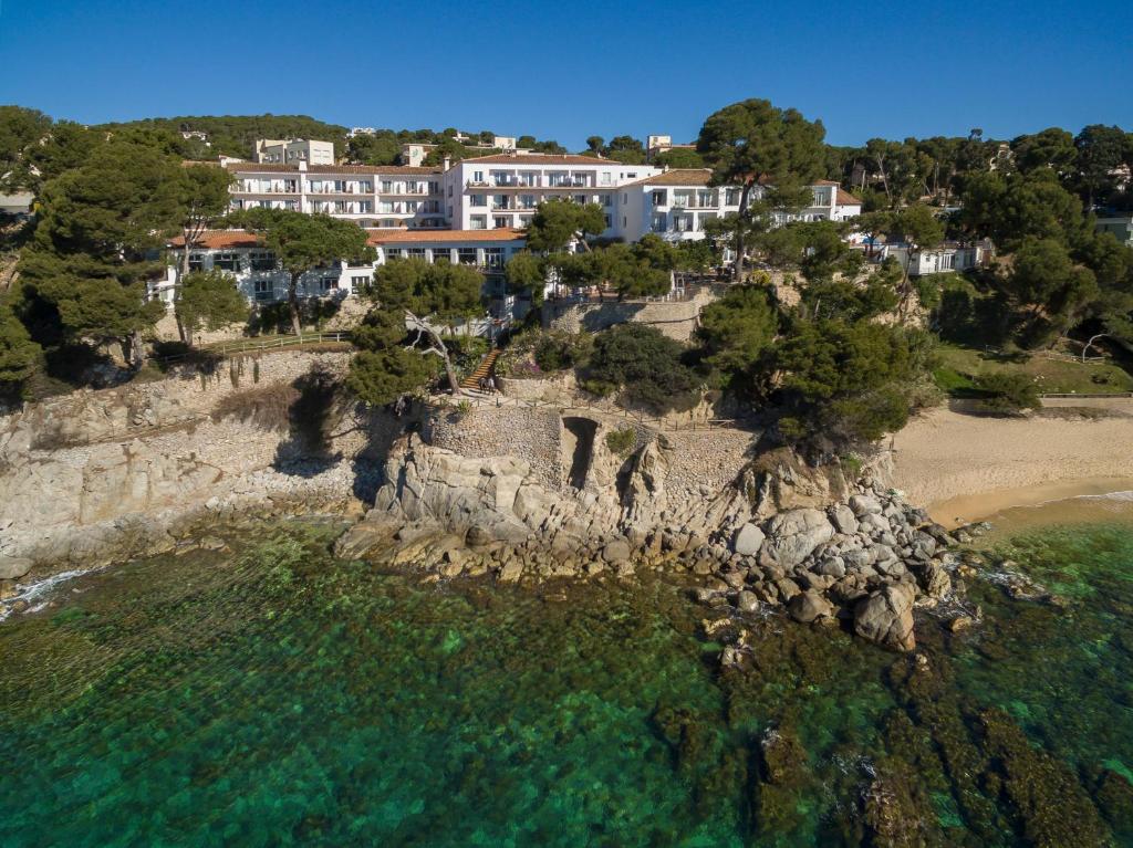 Hôtels à Platja D'aro avec chargeurs pour voitures électriques