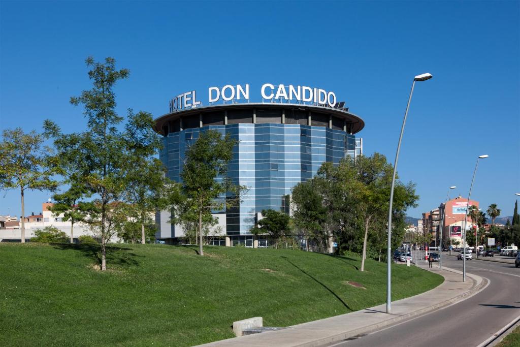 Hoteles en Terrassa con cargadores para coches eléctricos