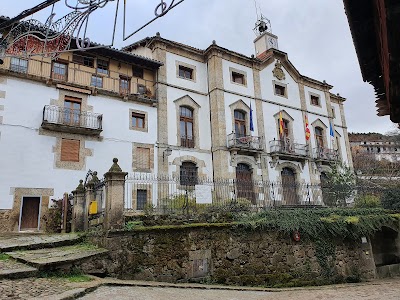 Hotéis em Candelario com carregadores para carros elétricos