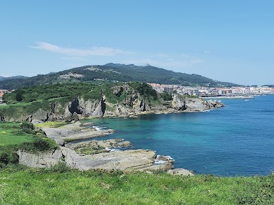 Hôtels à Castro Urdiales avec chargeurs pour voitures électriques