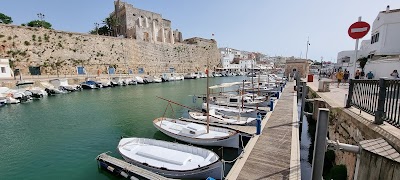 Hôtels à Ciutadella De Menorca avec chargeurs pour voitures électriques