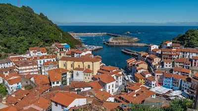 Hôtels à Cudillero avec chargeurs pour voitures électriques