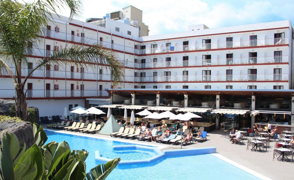 Hoteles en Malgrat De Mar con cargadores para coches eléctricos