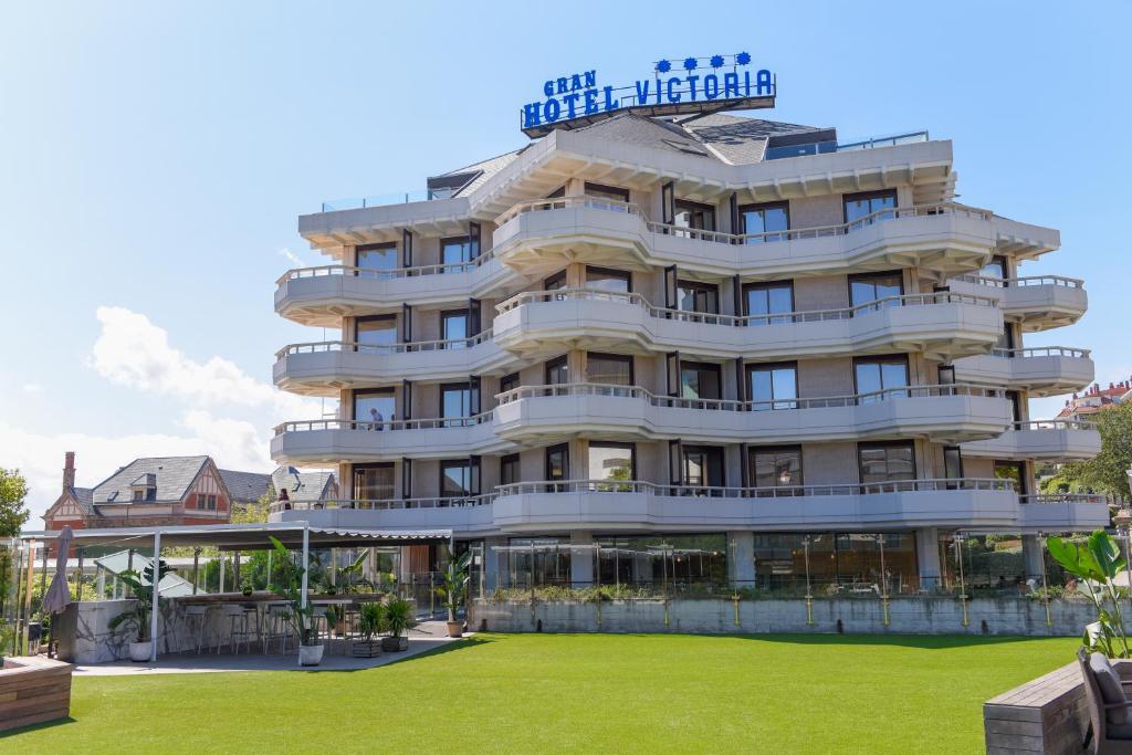 Hotels in Santander mit Ladegeräten für Elektroautos