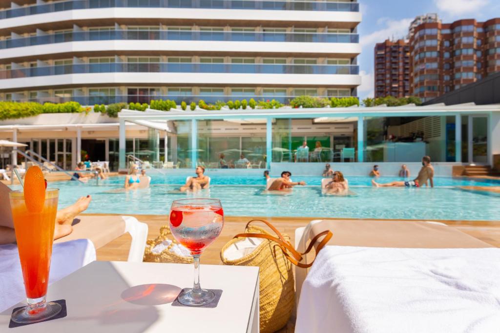 Hôtels à Benidorm avec chargeurs pour voitures électriques