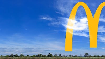 Hôtels à El Medio avec chargeurs pour voitures électriques