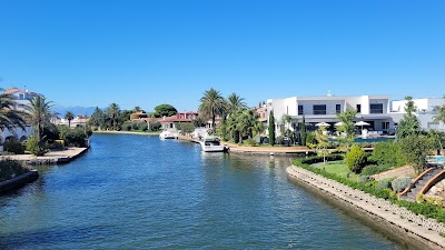 Hoteles en Empuriabrava con cargadores para coches eléctricos