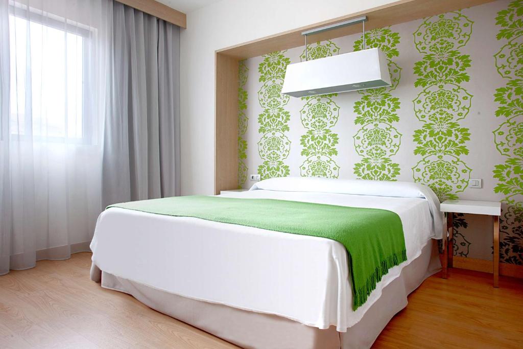 Hoteles en Cartagena con cargadores para coches eléctricos