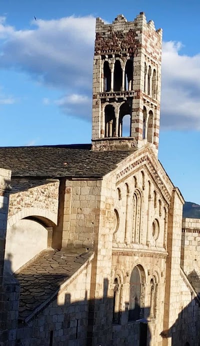 Hoteles en La Seu D'urgell con cargadores para coches eléctricos