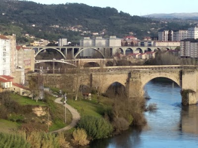 Hôtels à Ourense avec chargeurs pour voitures électriques