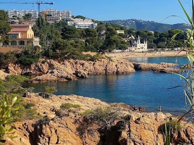 Hoteles en S'agaro con cargadores para coches eléctricos