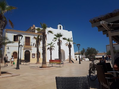 Hôtels à Sant Francesc De Formentera avec chargeurs pour voitures électriques