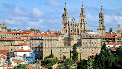 Hôtels à Santiago De Compostela avec chargeurs pour voitures électriques