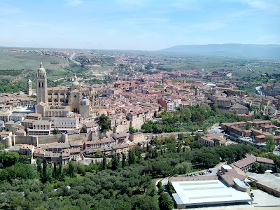 Hôtels à Segovia avec chargeurs pour voitures électriques