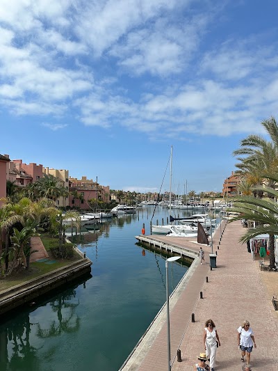 Hotéis em Sotogrande com carregadores para carros elétricos