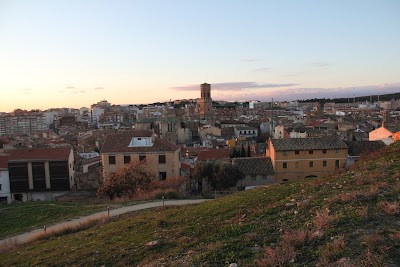 Hôtels à Tudela avec chargeurs pour voitures électriques